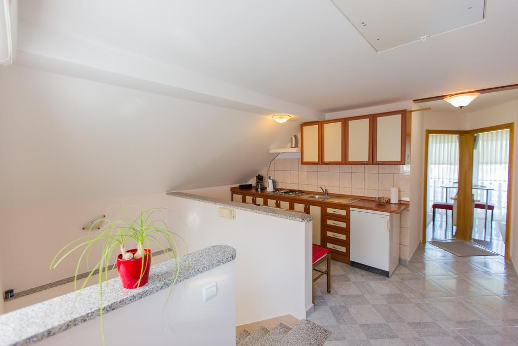 Apartments Mise Ogulin Ngoại thất bức ảnh