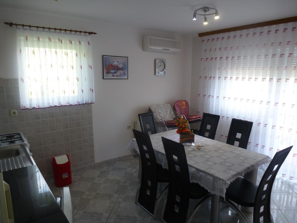 Apartments Mise Ogulin Ngoại thất bức ảnh