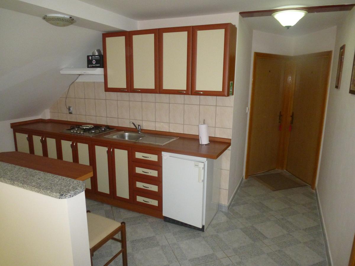 Apartments Mise Ogulin Ngoại thất bức ảnh